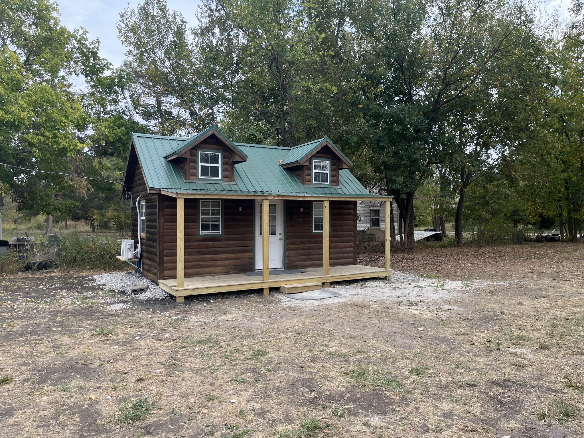 A Street Cabin
